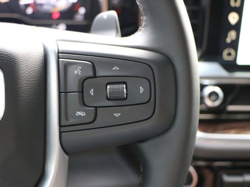 Used 2025 GMC Sierra 1500 Elevation w/ Elevation Premium Package AWD/4WD image 21