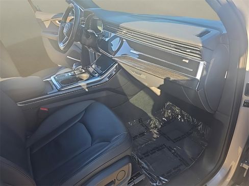 Used 2021 Audi Q7 3.0T Premium Plus w/ Premium Plus Package image 16