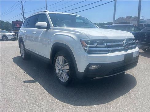 Used 2019 Volkswagen Atlas SE w/ Panoramic Sunroof Package AWD/4WD image 3