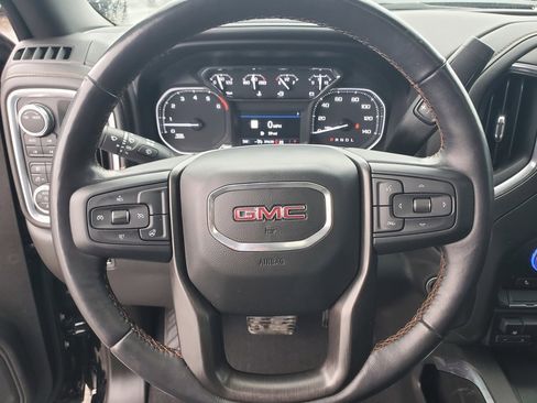 Used 2022 GMC Sierra 1500 AT4 w/ AT4 Preferred Package image 15