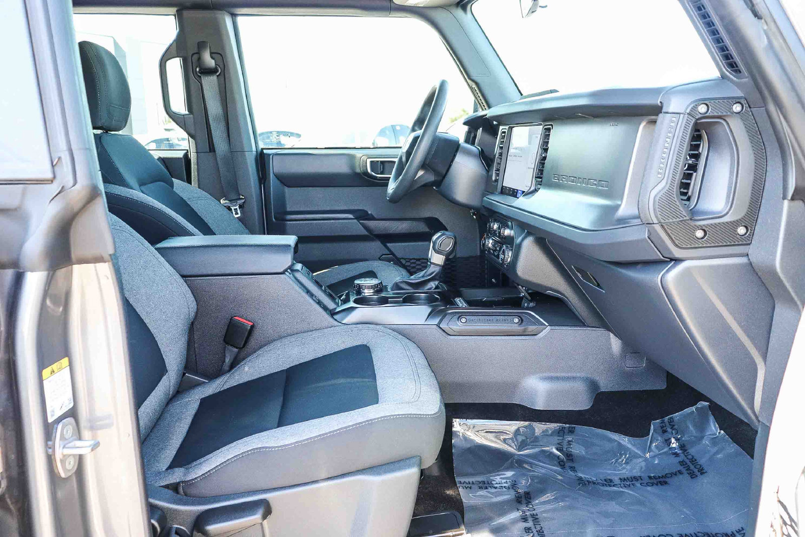 Used 2025 Ford Bronco 4-Door AWD/4WD image 19