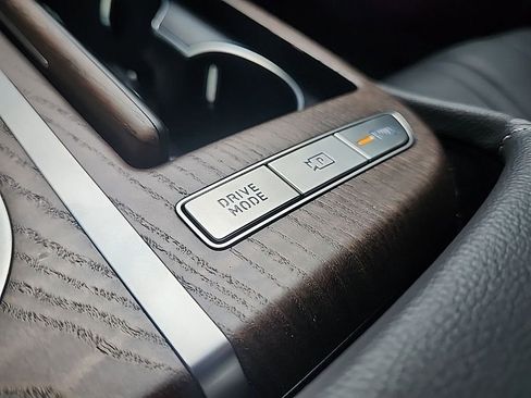 Used 2024 Genesis G80 AWD/4WD image 16