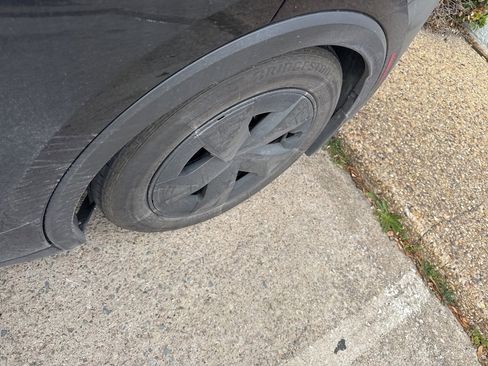 Used 2023 Toyota Prius LE image 8