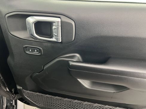 Used 2021 Jeep Wrangler Unlimited Rubicon image 22