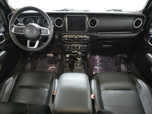 Used 2022 Jeep Wrangler Unlimited Sahara AWD/4WD image 20