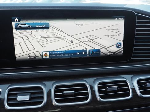 Used 2025 Mercedes-Benz GLE 350 4MATIC w/ AMG Line Exterior image 23