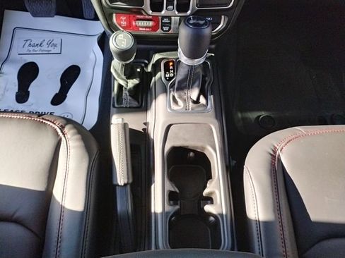 New 2026 Jeep Wrangler Unlimited Rubicon w/ Xtreme 35 Tire Package image 10