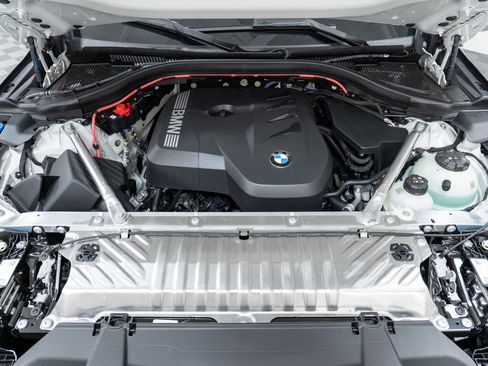 New 2026 BMW X3 xDrive30 w/ Premium Package image 9