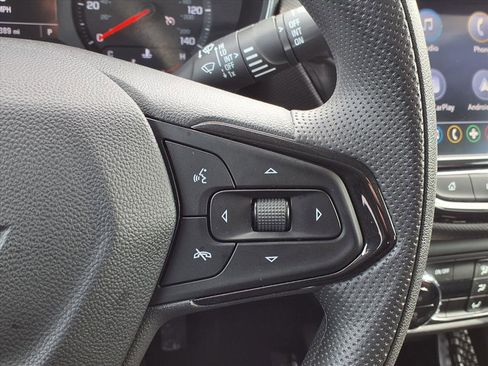 Used 2022 Chevrolet TrailBlazer LT w/ Convenience Package image 13