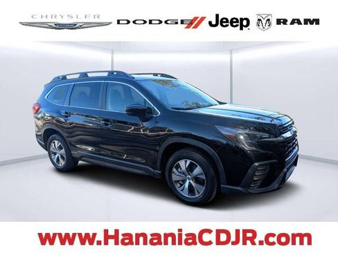 Used 2024 Subaru Ascent Premium w/ Convenience Package AWD/4WD image 1