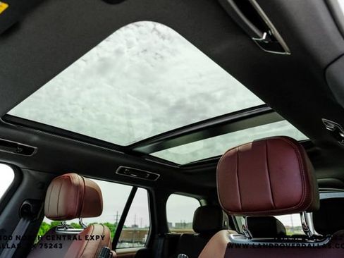 New 2026 Land Rover Range Rover SE AWD/4WD image 24