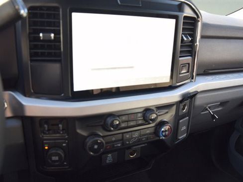 New 2026 Ford F250 XLT w/ XLT Premium Package image 9