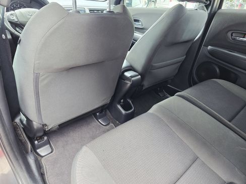 Used 2021 Honda HR-V Sport image 18