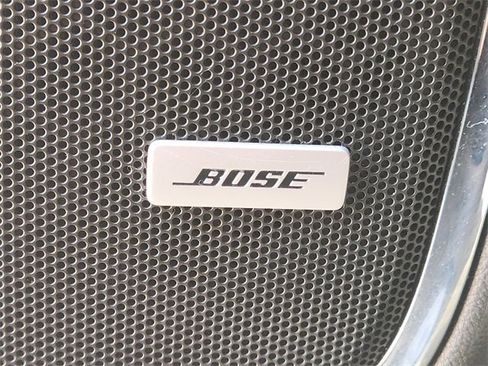 Used 2020 GMC Yukon XL SLT image 24