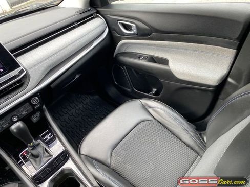 Certified 2022 Jeep Compass Latitude image 15