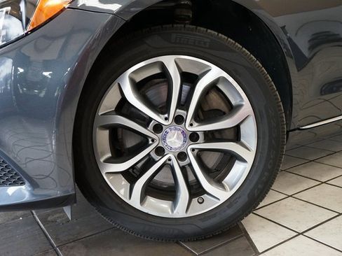 Used 2016 Mercedes-Benz C 300 4MATIC Sedan image 51