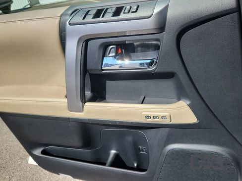 Used 2023 Toyota 4Runner Limited image 13