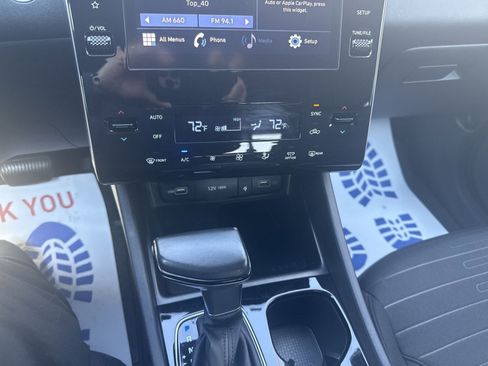 Used 2022 Hyundai Santa Cruz SEL Premium image 19