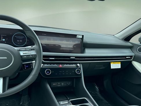 Used 2025 Hyundai Sonata SEL image 19