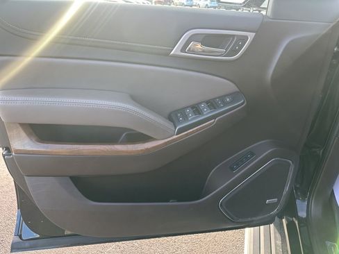 Used 2019 GMC Yukon Denali w/ Denali Ultimate Package image 11