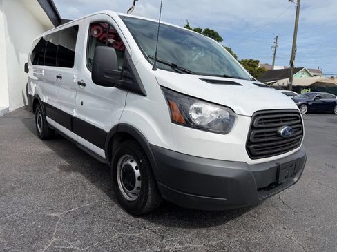 Used 2017 Ford Transit 150 XL image 7