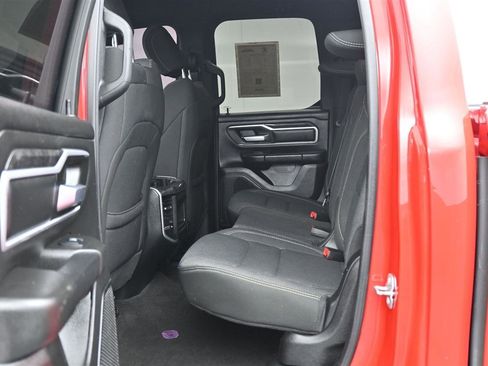 Used 2022 RAM 1500 Big Horn AWD/4WD image 12