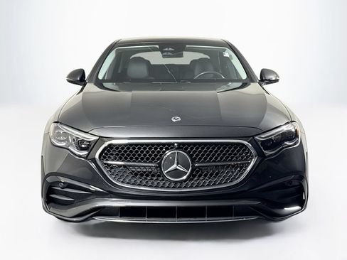 Used 2025 Mercedes-Benz E 350 Sedan image 8