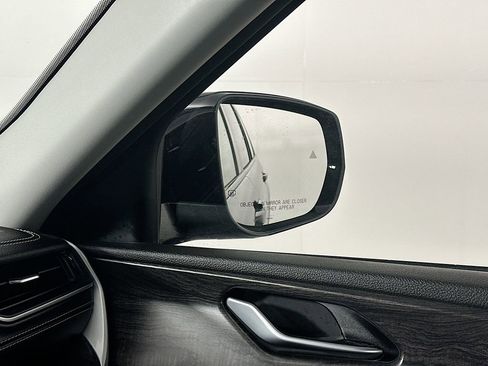 Certified 2022 Jeep Grand Cherokee L Limited image 29