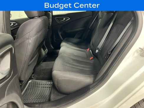 Used 2015 Chrysler 200 Limited w/ Convenience Group FWD image 13
