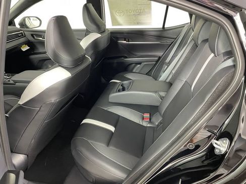 New 2026 Toyota Camry Hybrid AWD/4WD image 6