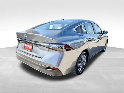 New 2026 Nissan Sentra SL w/ Floor Mat Package FWD image 8