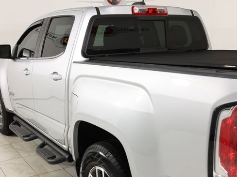 Used 2016 GMC Canyon SLE image 45