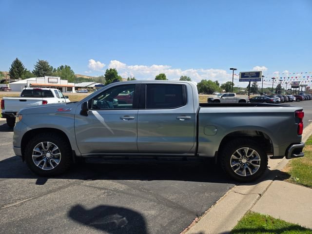 Used 2023 Chevrolet Silverado 1500 RST w/ Z71 Off-Road Package AWD/4WD image 6
