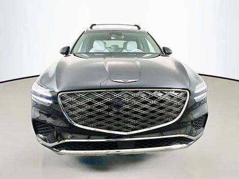 Certified 2026 Genesis GV70 2.5T Advanced AWD/4WD image 2