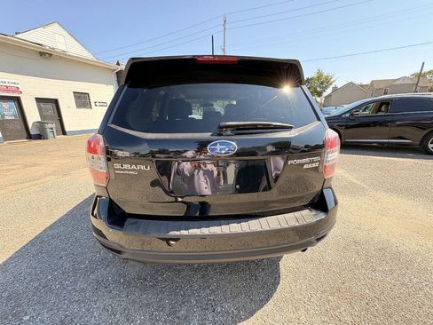 Used 2014 Subaru Forester 2.5i Touring AWD/4WD image 10