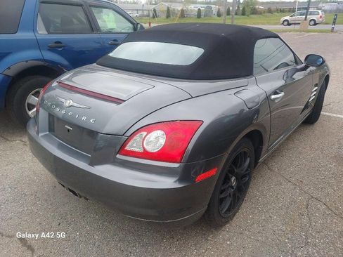 Used 2005 Chrysler Crossfire Limited RWD image 4