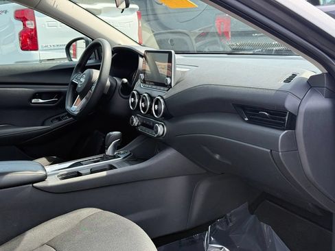 Used 2024 Nissan Sentra SV FWD image 22