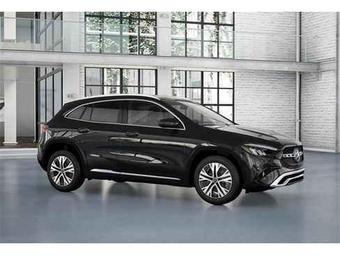 New 2026 Mercedes-Benz GLA 250 4MATIC image 13