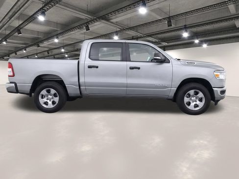 Used 2024 RAM 1500 Lone Star AWD/4WD image 6