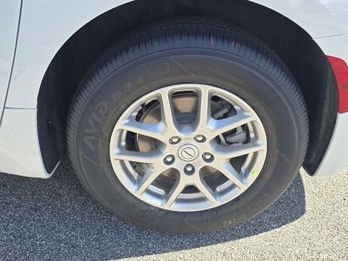 New 2026 Chrysler Pacifica Select image 7