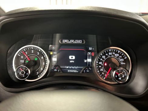 Used 2024 RAM 2500 Big Horn w/ Safety Group image 16