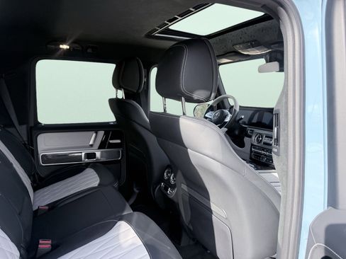 Used 2023 Mercedes-Benz G 550 image 42