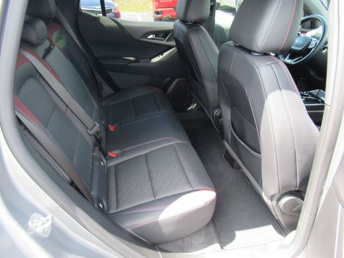 Certified 2025 Chevrolet Equinox RS FWD image 29