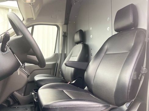 Used 2023 Ford Transit 250 148 High Roof Extended RWD image 15