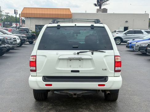 Used 2003 Nissan Pathfinder LE AWD/4WD image 7