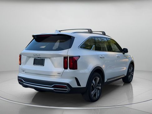 Used 2023 Kia Sorento EX AWD/4WD image 40