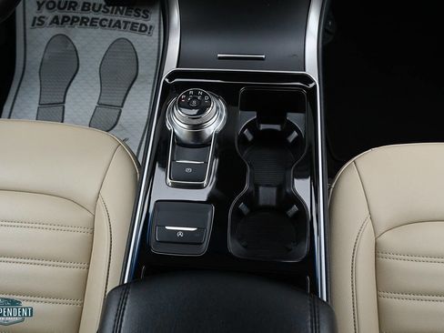 Used 2019 Ford Edge SEL w/ Equipment Group 201A image 14