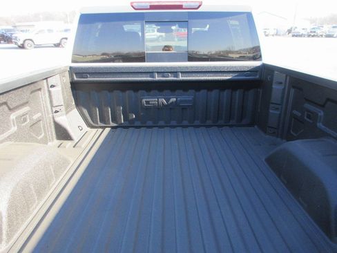 New 2026 GMC Sierra 1500 SLT w/ SLT Premium Plus Package AWD/4WD image 6