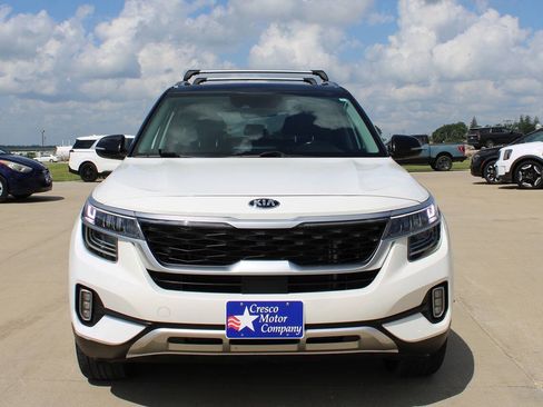 Used 2021 Kia Seltos SX w/ SX Sunroof Package AWD/4WD image 2
