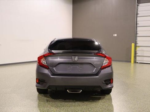 Used 2020 Honda Civic Sport image 9